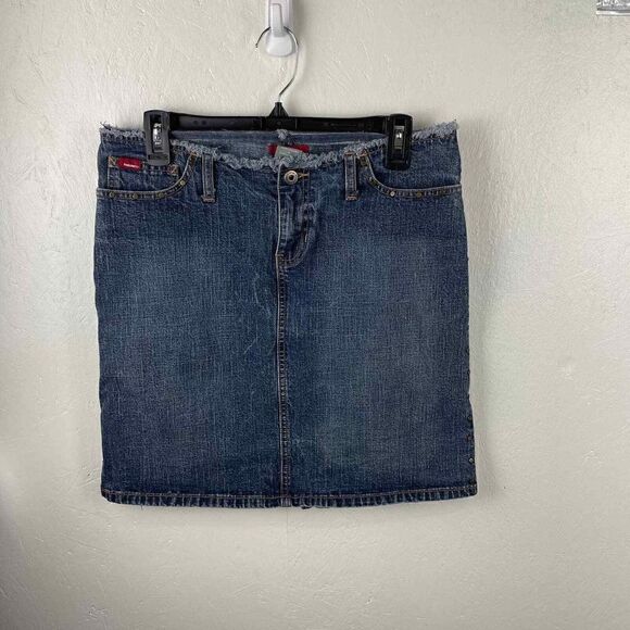 Y2K‎ Hollister Co. Low Rise Fringe Studded Skirt Size 6 - Picture 4 of 8